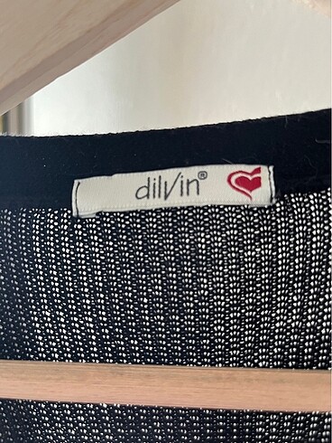 Dilvin Dilvin ? Hırka