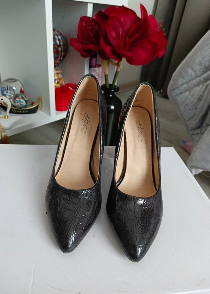 Kalın topuk ayakkabı - Görsel 3