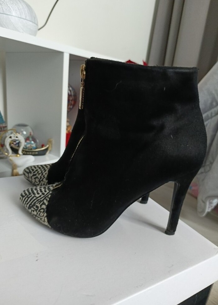 topuklu süet bot - Görsel 2