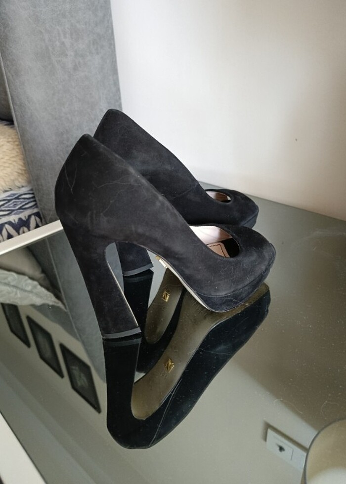 Süet yüksek topuklu ayakkabı - Görsel 3