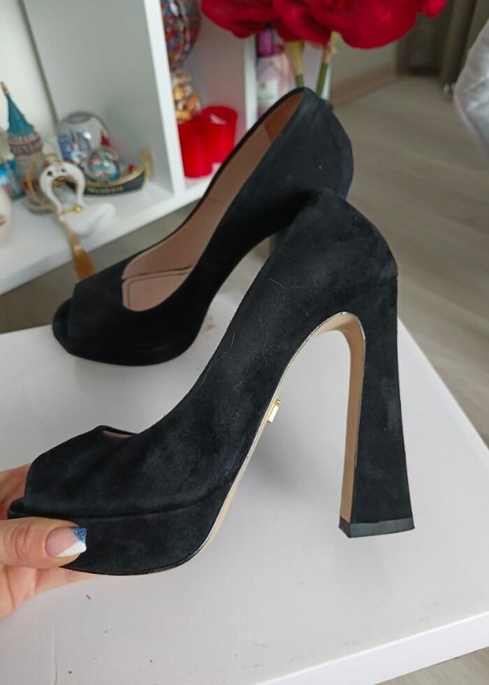 Süet yüksek topuklu ayakkabı - Görsel 4