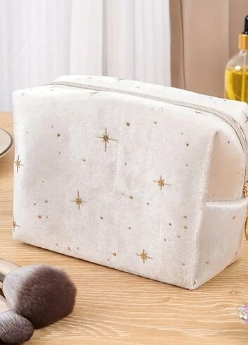 Orta boy makyaj çantası  - Görsel 5