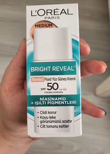 L'Oréal Paris Bright Reveal Renkli SPF50 Yüz Güneş Kremi - Görsel 3