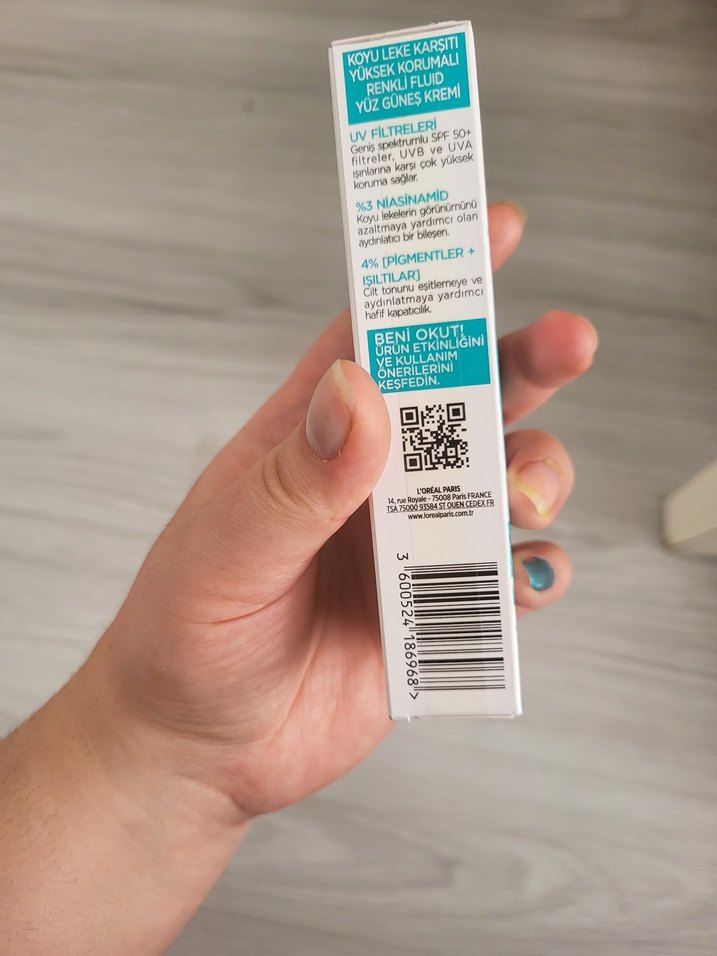 L'Oréal Paris Bright Reveal Renkli SPF50 Yüz Güneş Kremi - Görsel 5