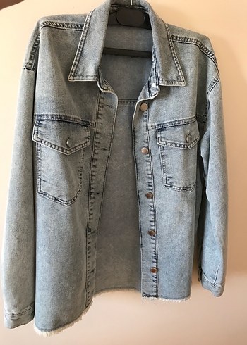 Gri Düğmeli Kadın Denim Ceket
