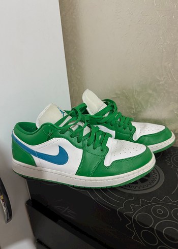 Nike air jordan 1 low