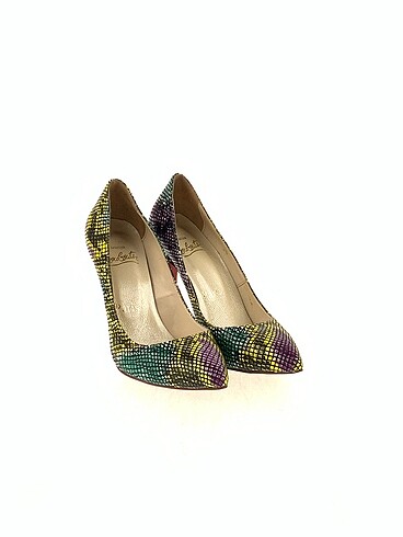 Christian Louboutin Christian Louboutin Stiletto %70 İndirimli.