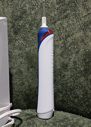 Oral b