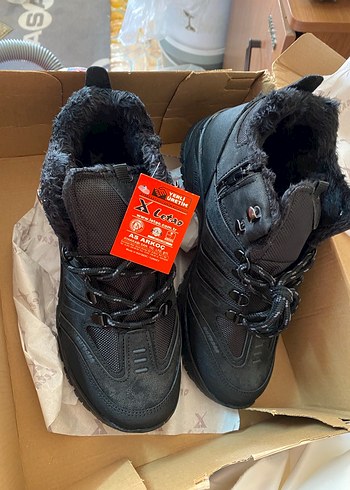 Siyah Erkek Kürklü Outdoor Bot - Görsel 5