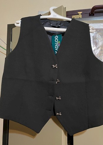 Siyah V Yaka Kolsuz Midi Takım Elbise - Görsel 5