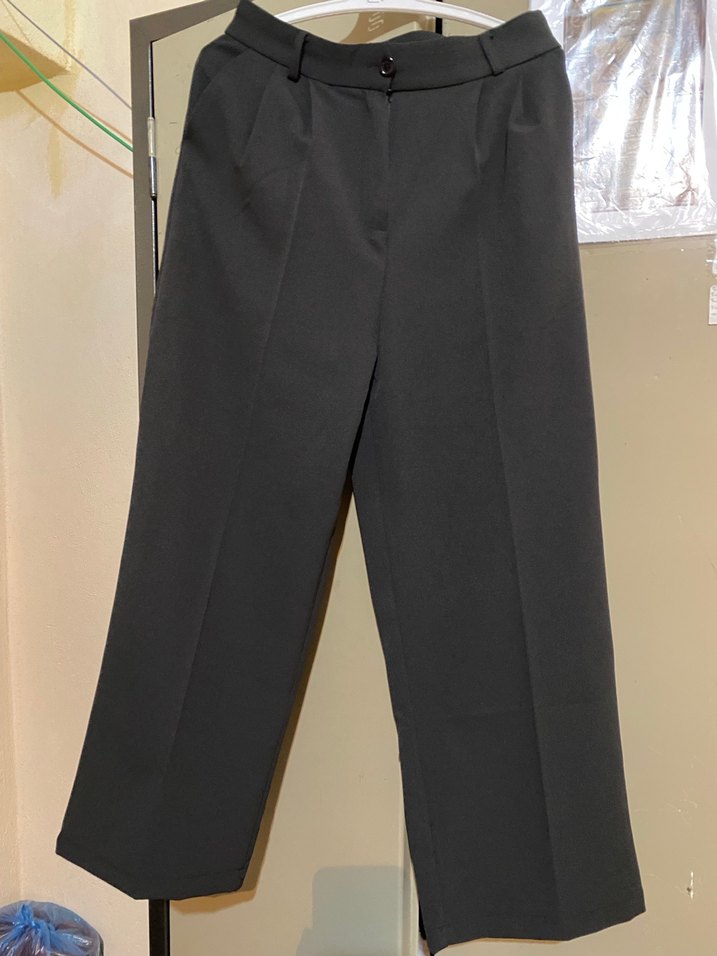 Siyah V Yaka Kolsuz Midi Takım Elbise - Görsel 3