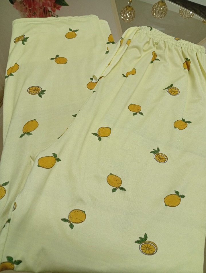 Sarı Baskılı Rahat Kesim Kadın Pijama Altı - Görsel 3