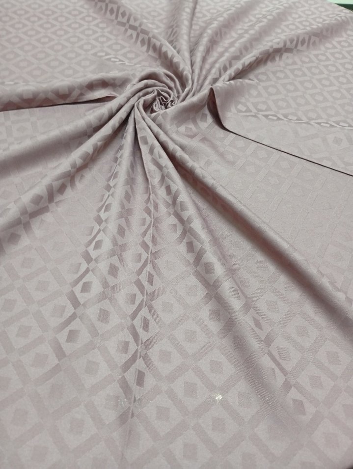 Pembe Piliseli Kadın Şal - Görsel 3