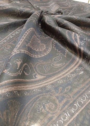 Bohem Şal Gri Desenli Kadın - Görsel 2