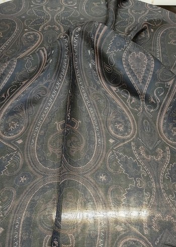 Bohem Şal Gri Desenli Kadın - Görsel 3