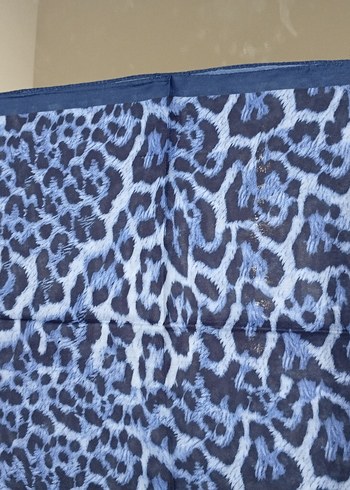 kadın leopar desenli eşarp - Görsel 3