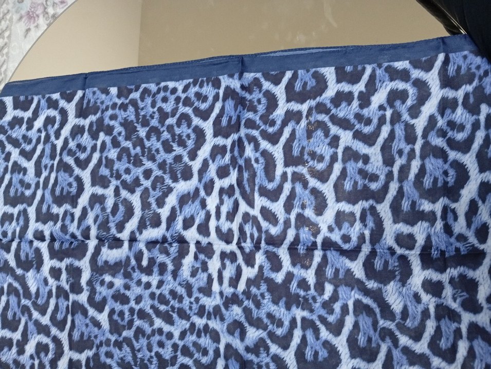 kadın leopar desenli eşarp - Görsel 3