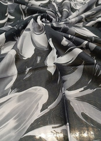 Gri Dökümlü Kadın eşarp - Görsel 2