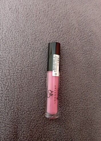 Golden Rose Long Stay Matte Lipstick 04 Numara 