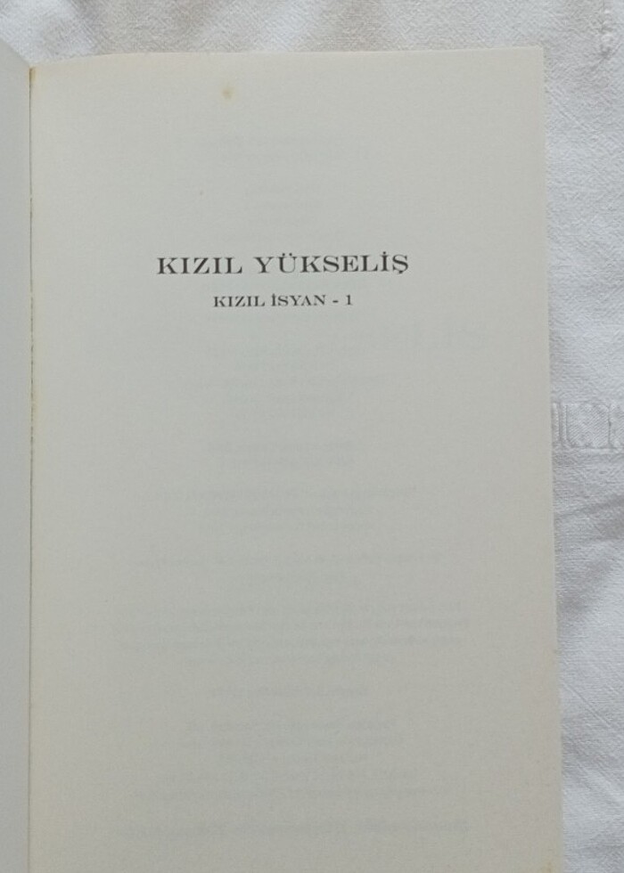 Kızıl Yükseliş  - Pıerce Brown - Görsel 2