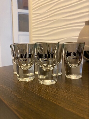 El?jimador shot bardağı