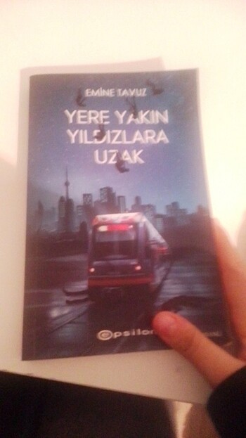 Yere Yakın Yıldızlara Uzak 