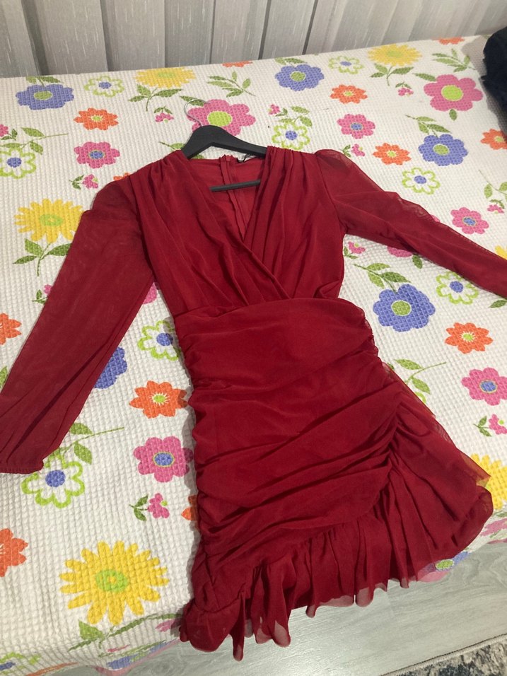 Bordo V Yaka Fırfırlı elbise - Görsel 2