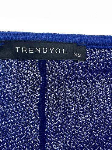 xs Beden çeşitli Renk Trendyol & Milla Bluz %70 İndirimli.