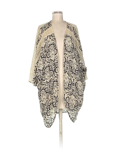 Pull and Bear Kimono %70 İndirimli.