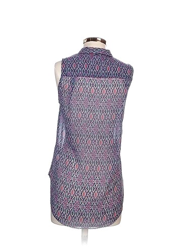 36 Beden H&M Gömlek %70 İndirimli.
