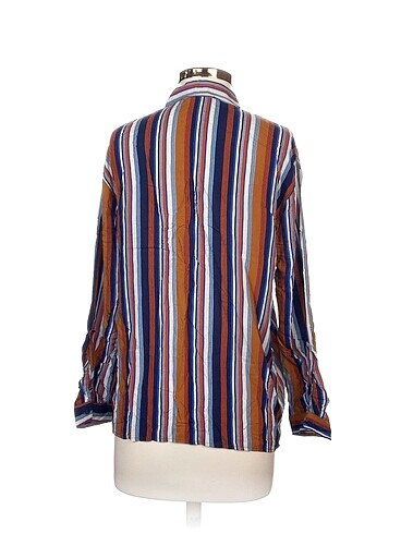 m Beden LC Waikiki Bluz %70 İndirimli.