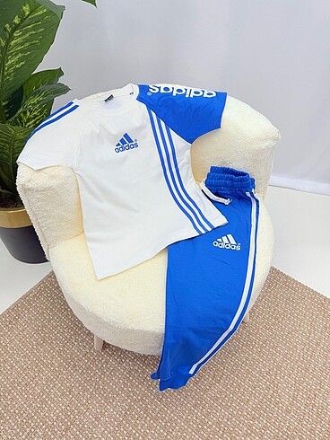 Adidas Adidas