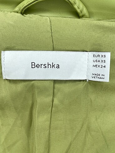xs Beden yeşil Renk Bershka Deri Ceket %70 İndirimli.