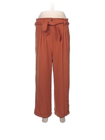 Stradivarius Kumaş Pantolon %70 İndirimli.