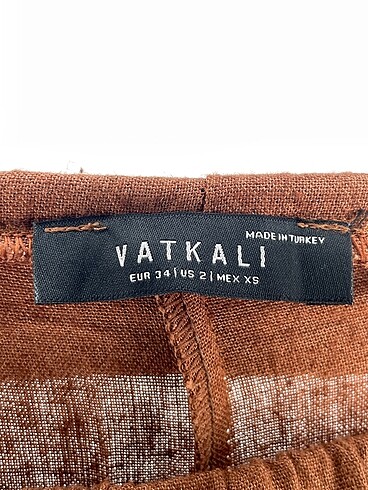 34 Beden çeşitli Renk Vintage Love Düz Kesim %70 İndirimli.