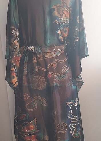 m Beden Kimono elbise. Bol kesim. S, M, L bedenlere uygundur.