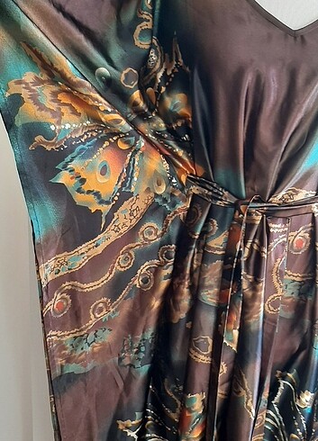 m Beden kahverengi Renk Kimono elbise. Bol kesim. S, M, L bedenlere uygundur.
