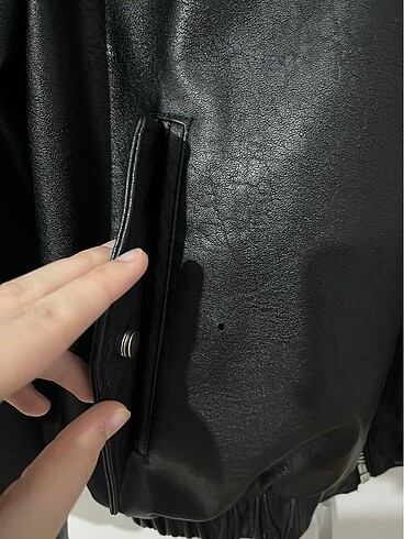 s Beden BERSHKA Deri ceket