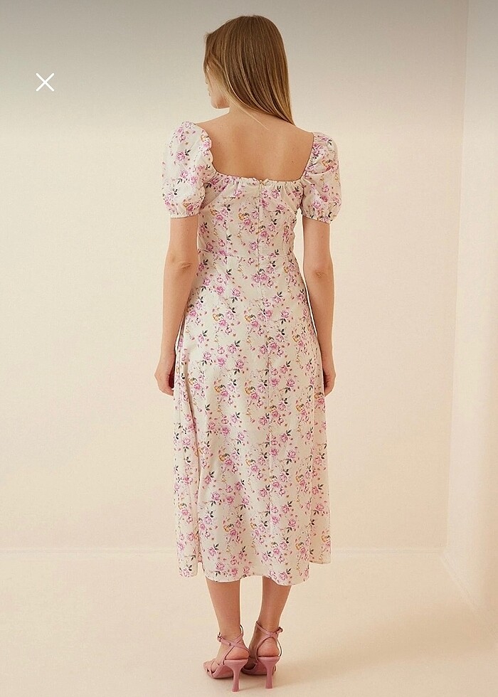 Çiçekli elbise - Görsel 4