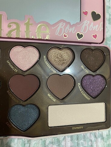 Beden Renk Too faced chocolate bon bon far paleti