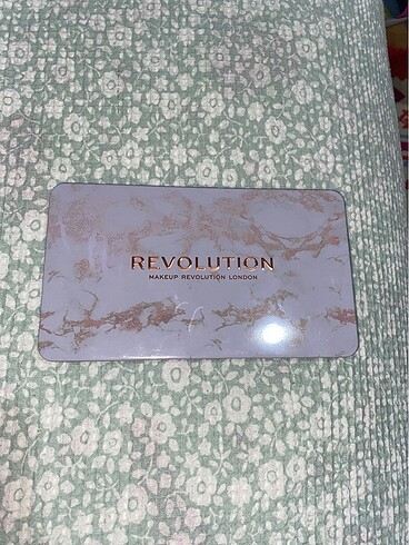 Beden Renk Revolution forever flawless far paleti