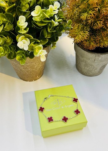  Beden Van Cleef & Arpels