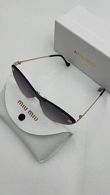  Beden Miu Miu