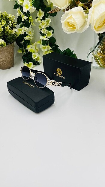 Beden Versace