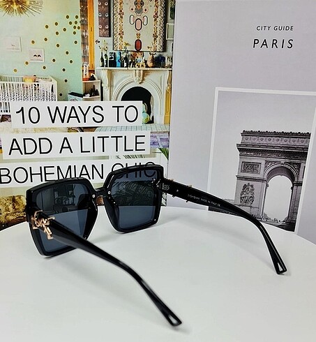 YvesSaintLaurent