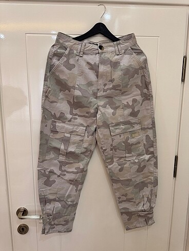 Bershka mom kargo