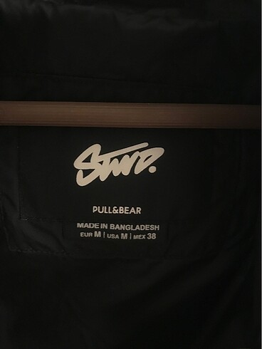 m Beden siyah Renk Pull and bear erkek şişme mont