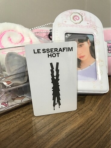 Diğer LESSERAFİM-HOT-SAKURA