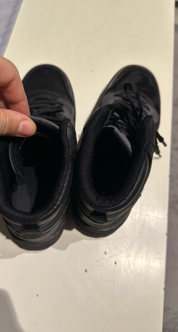 Siyah ve Gri Erkek Spor Ayakkabı Bağcıklı - Görsel 4