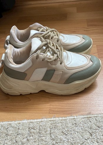 Bej Pastel Platform Topuklu Bağcıklı Kadın Spor Ayakkabı